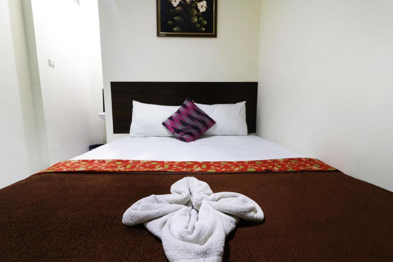 Bantal Guling Pasar Baru Hotel Bandung Eksteriør billede